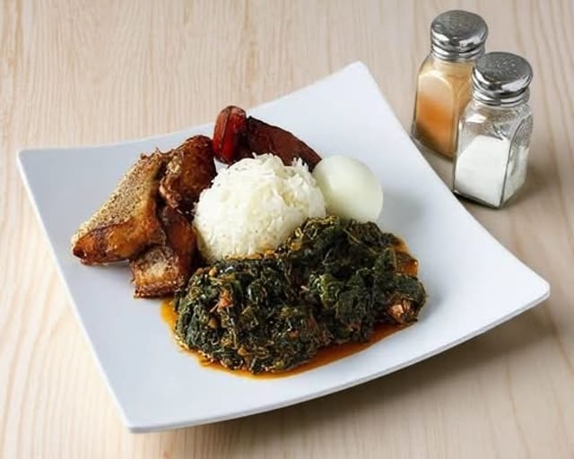 White Rice/Spinach/Goat (2) /Fish (1).